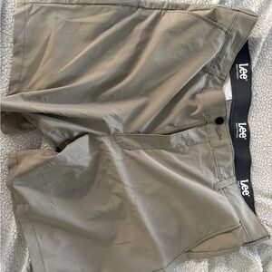 Lee Men's Khaki Flat Front Shorts